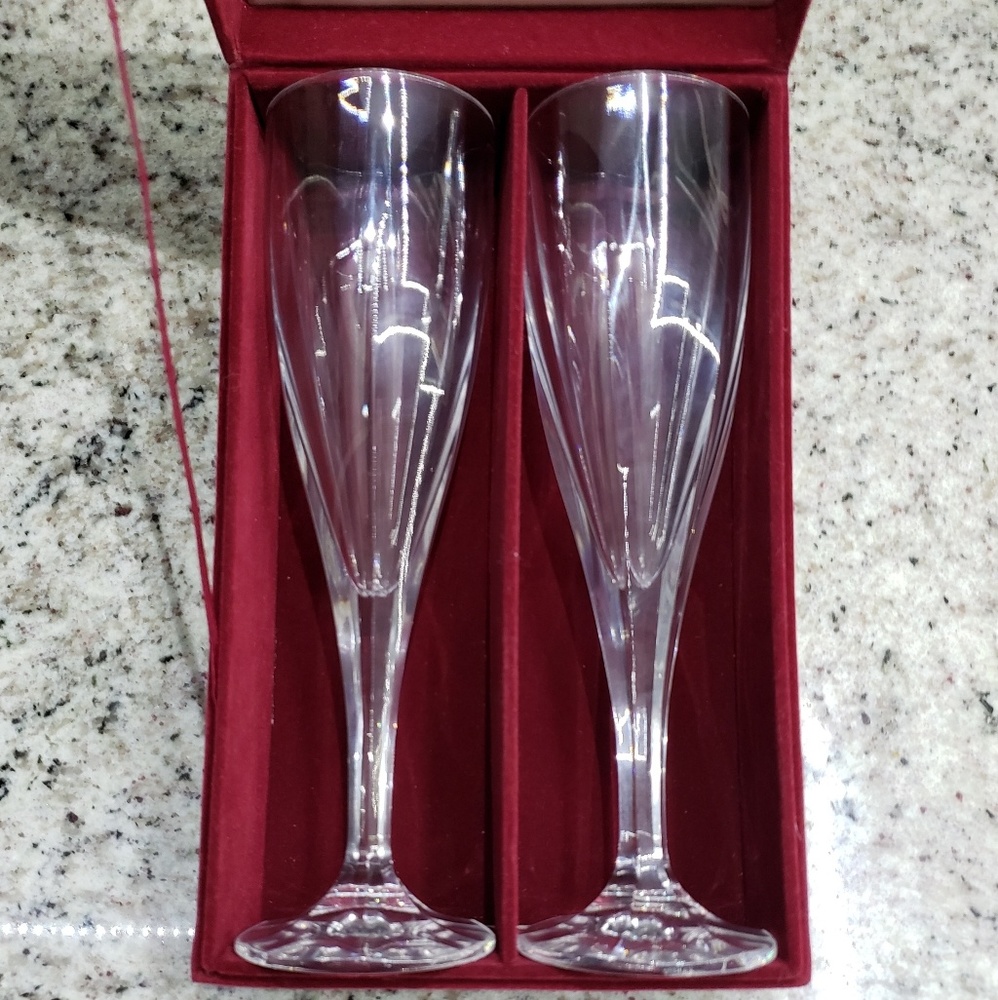 Crystal Flute Set By Godinger w/Storage Case